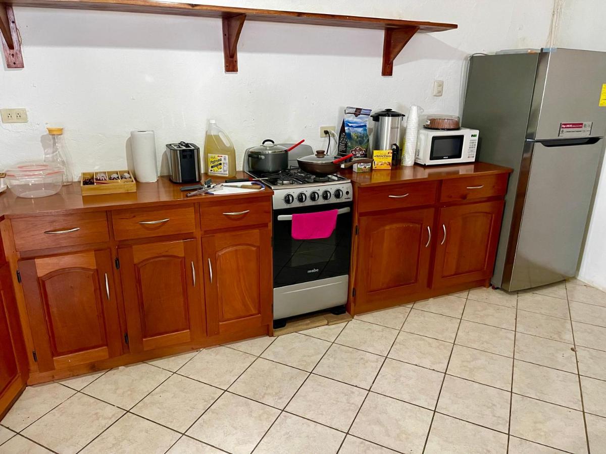 Hostal Inn 2 Flores Εξωτερικό φωτογραφία