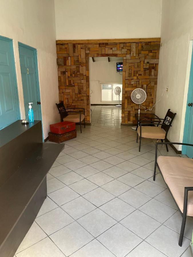 Hostal Inn 2 Flores Εξωτερικό φωτογραφία